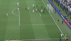 伊東純也、Xトレンド入り！ピンポイントクロスで圧巻アシストの瞬間「戻ってきてからの爆発がえぐい」最終予選1G4Aの活躍にネット騒然