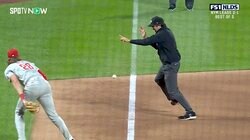 ウソでしょ！？ ライン際の“超微妙打球”に観客が口あんぐり…神判定も現地実況「VOOM!」まさかの大爆笑