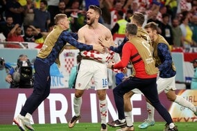 わずか１本の枠内シュートを仕留める！ クロアチア代表ペトコビッチの劇的同点弾が感動的！「マヂで震えたわ」「決定力やばい」【W杯】