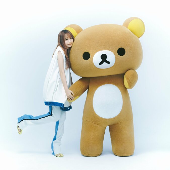 リラックマ×幾田りらのコラボビジュアル1