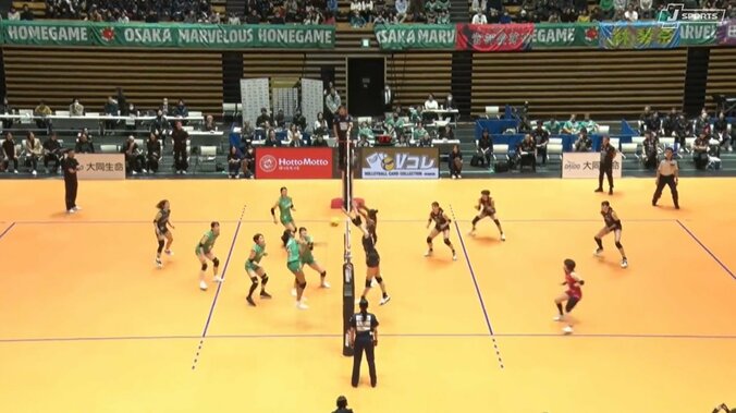 注目の姉妹対決