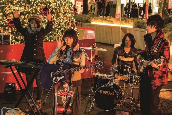 阿部サダヲの“アヴェ”マリア他、吉岡里帆や小峠英二らが熱唱　『音タコ』本編歌唱シーン一挙解禁 2枚目