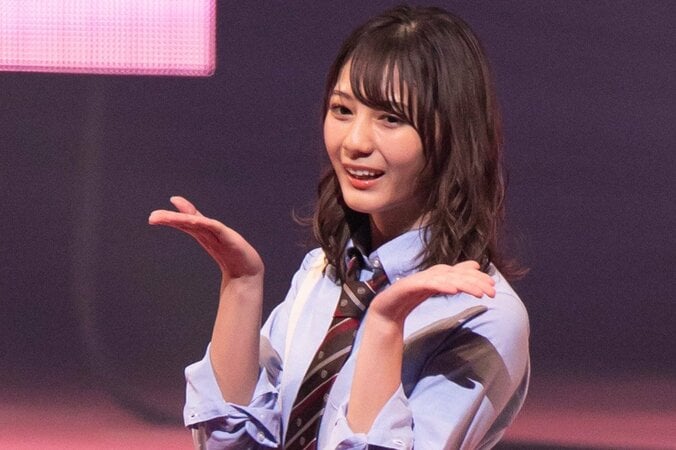 けやき坂46小坂菜緒がクールさとフレッシュさで客席魅了、BGMは『二人セゾン』 10枚目