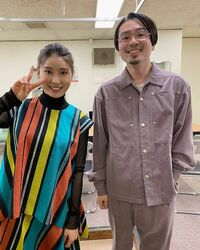 土屋太鳳、“学校の先輩”ハマ・オカモトとの2ショット公開 「貴重すぎ」「素敵なお写真」の声