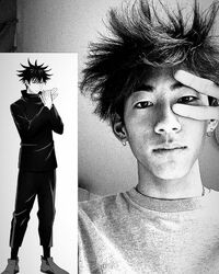 『恋ステ』さむ、目覚めると「呪術廻戦」伏黒ヘアーに「そっくりwwww」「寝癖すらかっこいいです」の声