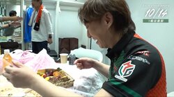 「どうやって開けるんだろう…」トップ雀士も困惑する“銀座の料亭”が手掛けた高級弁当がすごい／麻雀・Mリーグ