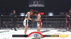 “前田敦子似”女子格闘家がRIZINで復活勝利 「私のことは嫌いになっても…」“本家ばり”マイクパフォーマンスに歓声