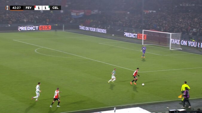 「なめすぎたな」前田大然、相手GK驚愕の“超高速鬼プレス”炸裂「バチクソ速いって」スライディングでパスミス誘発→旗手のゴールをお膳立てした瞬間 5枚目