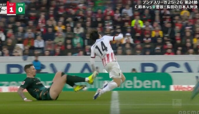 【写真・画像】菅原由勢がブチギレ！ 判定に怒り爆発「アツいな」「めっちゃ叫んでる」相手選手が“時間稼ぎ”→ライン際で激しい攻防「気持ち入ってる」　1枚目