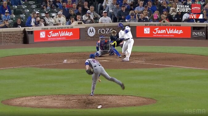 衝撃2連発は悪球打ち！ 鈴木誠也、ボール球かっ飛ばす29号弾に「えげつないコースホームランにしたな」同僚も思わず首を振り“脱帽” 2枚目