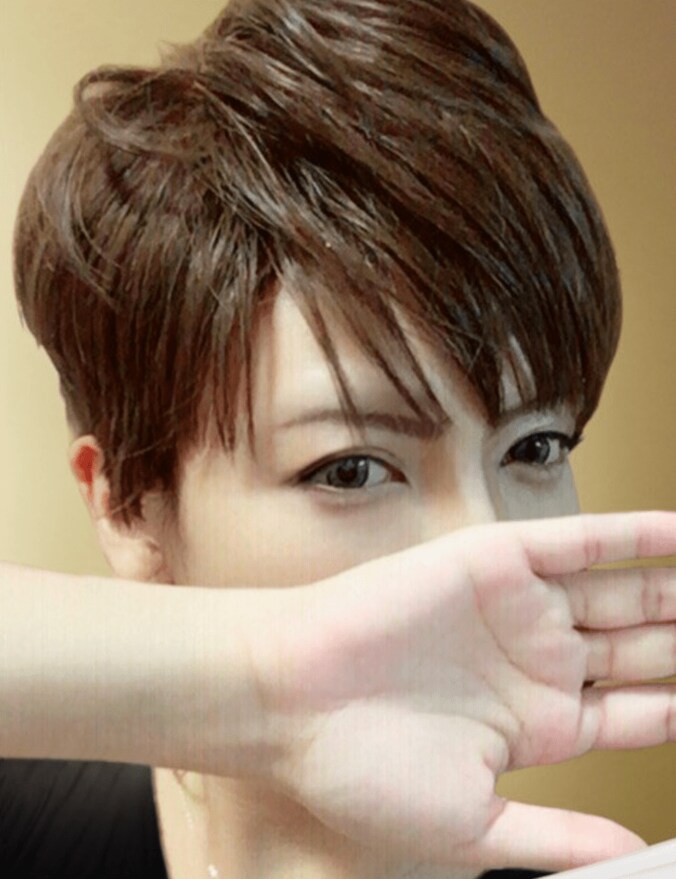 ざわちん、GACKTメイクに挑戦　「めっちゃ似てます」と評判に 1枚目