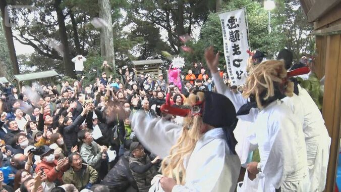 バカヤロー連呼　日本三大奇祭「悪態まつり」　日頃のストレス発散　遠方から参加も 1枚目