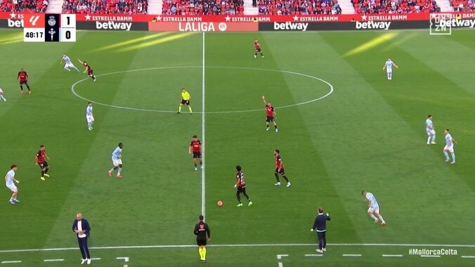 【映像】浅野拓磨、技巧トラップでトリッキー過ぎるヒールパス