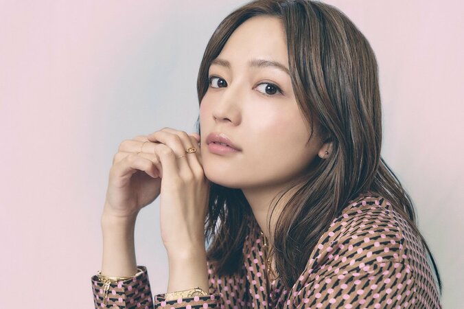 【写真・画像】川口春奈「反論したくなったことはあります」ゴシップ報道への本音を明かす『スキャンダルイブ』インタビュー　2枚目