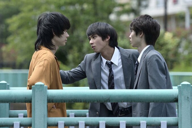 自殺の理由はいじめ？圭司（山田孝之）と祐太郎（菅田将暉）がぶち当たる“果てしなく深い闇”とは…『dele』第6話あらすじ（場面写真17枚） 14枚目