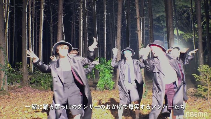 「かわいいのはSOOBIN」「イケメンは…」TOMORROW X TOGETHER、撮影の合間に言葉遊びゲームに熱中？