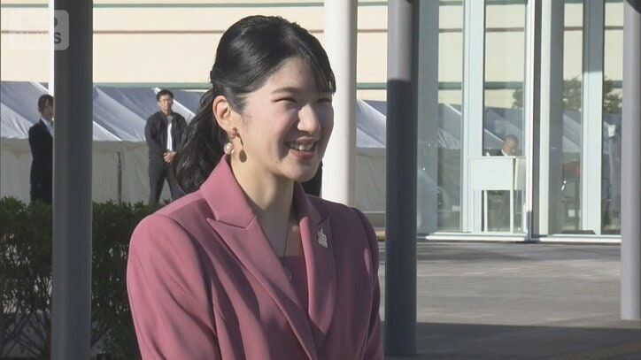 【写真まとめ】愛子さま 3日目は爽やかなライトブルーの装い 大型望遠鏡を覗き込み満面の笑み 2日目には「はこた人形」の眉毛絵付けに苦戦する姿も【鳥取訪問】