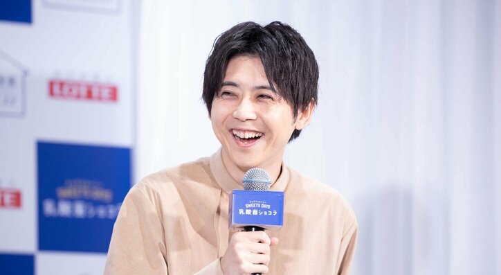 声優 梶裕貴 内田雄馬との 年齢差 設定に いつもと逆 と笑顔 ニュース Abema Times