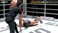 【映像】衝撃ワンツーでKO決着の瞬間