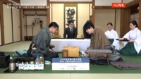 【映像】美しい所作で配膳する伏見稲荷大社の職員