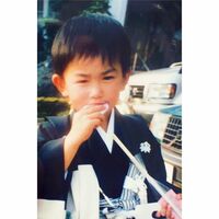 町田啓太、30歳誕生日に幼少期ショット公開 「既にイケメン」「ずーっと大好き」の声