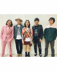 のん＆カーリングシトーンズの集合ショットに反響「豪華メンバーすぎ」「大変な写真」