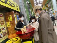 『恋です』杉野遥亮×奈緒×鈴木伸之×田辺桃子の“ラーメン店前集合ショット”に「みんな仲良しそう」「めっちゃ可愛い」とファン歓喜