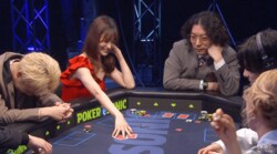 ただの酔っ払いか、それとも覚醒か？ 人気芸人の“不気味すぎる挙動”にポーカー女王の様子がおかしくなる「わかんない！」