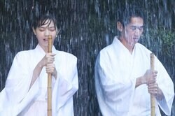 『言霊荘』ついに第一章完結！西野七瀬＆永山絢斗が決死の“ズブ濡れ滝行”