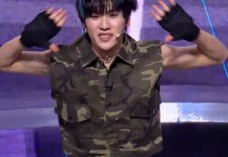 「彼は誰？」アクロバティックな神ワザ炸裂！桁違いのダンスの実力を持つ練習生にプロデューサーたちがざわつき…「下手したら曲を奪われるかもしれない」