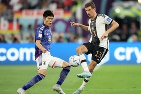 ０－１で後半へ…森保監督が動く！後半の頭から久保建英を下げ、冨安健洋を投入！３バックへの変更は功を奏すか【W杯】