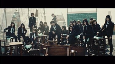 欅坂46の5thシングル『風に吹かれても』のMVが公開 | 音楽 | ABEMA