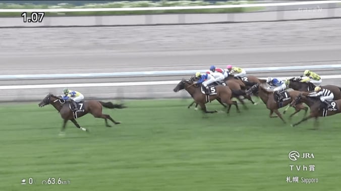 【映像】「1頭だけ別次元」“ロジユニ産駒”2馬身差圧勝のレース