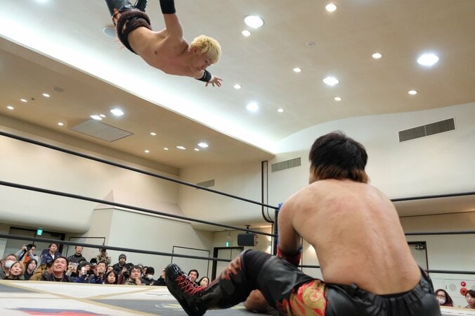 春日萌花が藤田ミノルに大善戦！　「ガンプロvsBASARA戦闘民族」は新局面に突入 4枚目