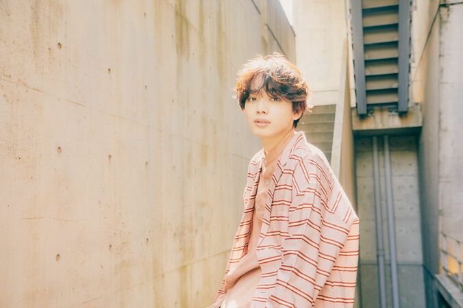 新世代イケメン俳優・宮世琉弥、「ガツガツしてる女の子に惹かれるかも」『虹とオオカミには騙されない』ゲスト出演 4枚目