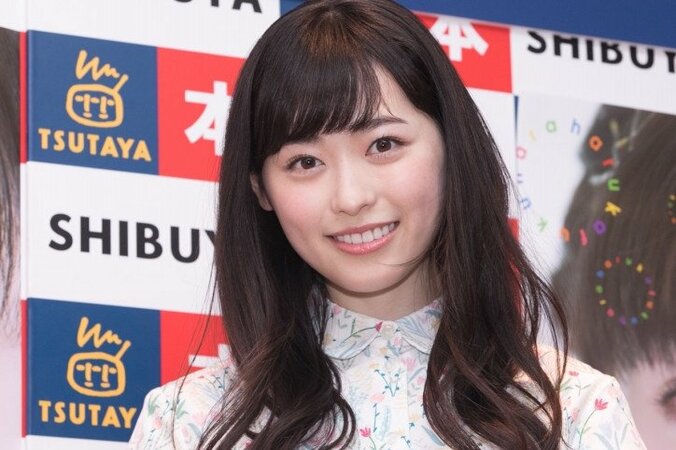福原遥、“リクルートスーツ姿”に絶賛の声「大人っぽくて美人」「女でも惚れる」 1枚目