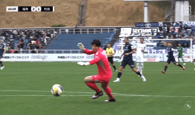 【写真・画像】「ノイアーみたい！」鹿島GKが“60mフィード”で超絶アシスト！ 早川友基→レオ・セアラで決勝弾「これ胸トラはおかしいだろ」　1枚目