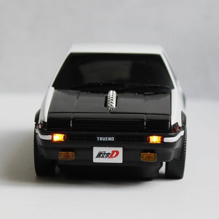 [Photos/Images] Takumi Fujiwara's beloved AE86 from "Initial D" becomes a wireless mouse! Comes with functioning headlights & taillights, plus a bonus mouse pad. 5th