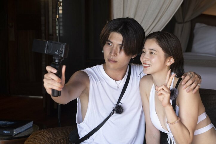 美人女子大生のセクシーな水着姿に一目惚れ 美容系男子「よいしょ!」と先陣を切りアプローチ『シャッフルアイランド Season3』#5