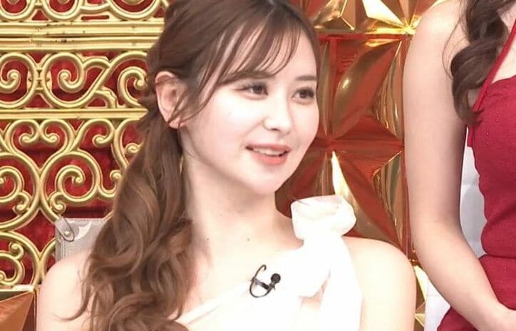 【写真・画像】ギャンブルにハマるHカップ美女キャバ嬢「来月の給料6,000万円いただけるので…」全部ぶっこみ宣言　1枚目
