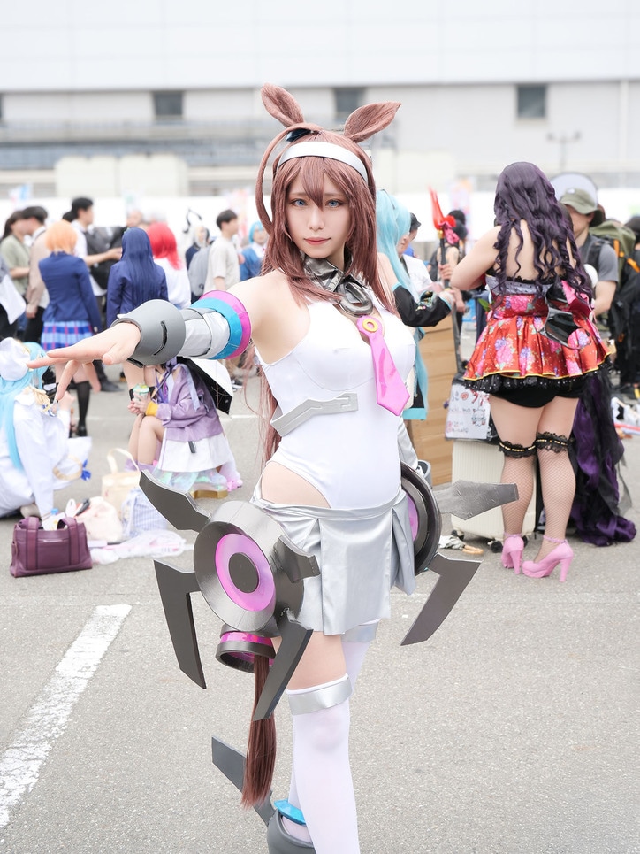 [Photos/Images] Serious Craftsmanship Using LEDs! Realistically Shining Mihono Bourbon Cosplay from Umamusume 3rd