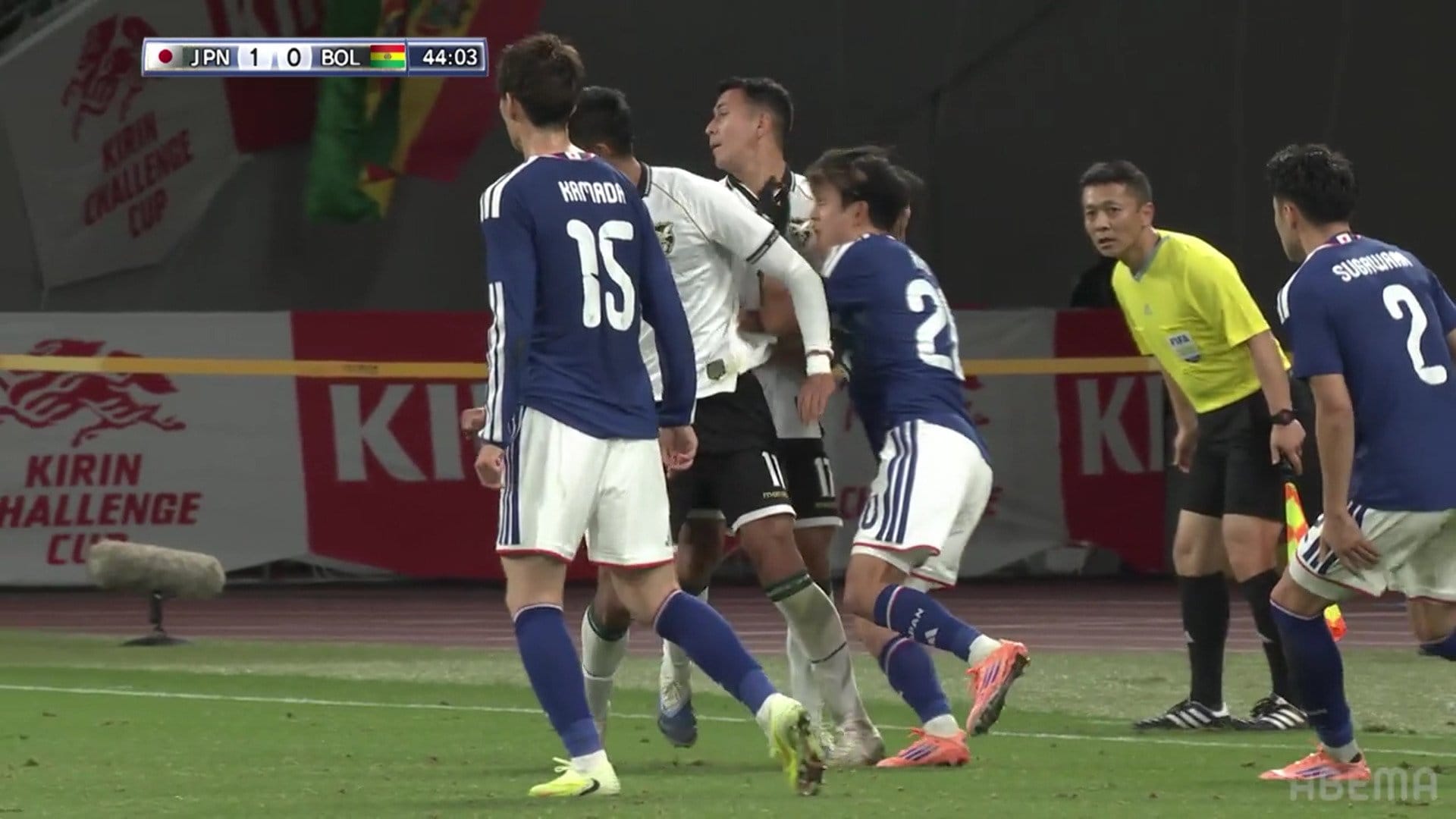 【映像】久保建英の顔面に強烈な肘打ち