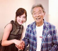 松井珠理奈、みのもんたとの2ショットを披露「こんなにドキドキした握手は、初めてでした」