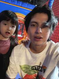 アレクサンダー『やべ バレンタインか、、、今日』