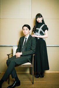 新田真剣佑、まるで超人なムキムキトレーニング姿にファン悶絶「神は与えすぎ」