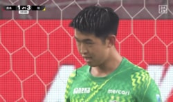「早川どうしたんだ…」鹿島・日本代表GKの“痛恨キャッチミス失点”にファン悲痛「何やってんだよ」「雨とはいえ…」MVPシーズンからセーブ率は軒並み低下
