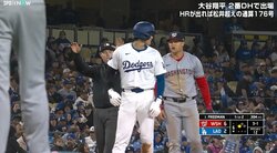 あまり見たことない…大谷翔平の表情が塁上で緩んだ瞬間 最高の笑顔に「野球を楽しんでる」 足で魅せた“ショータイム”後の一コマ