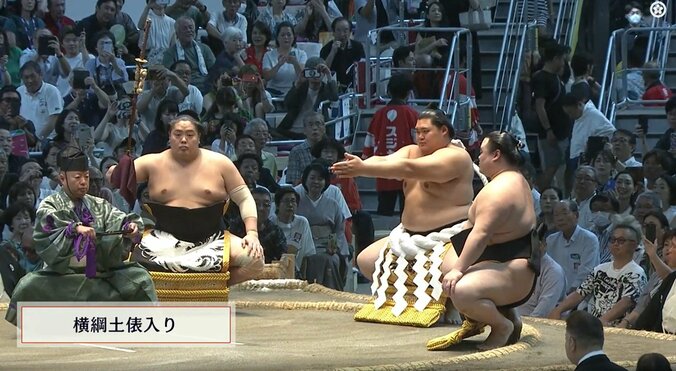 太刀持ちは高安ではなく一山本