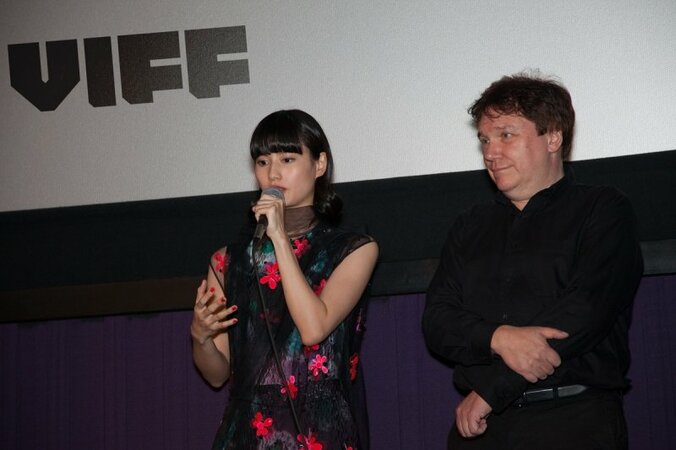 橋本愛、カナダで流暢な英語を披露　『ここは退屈迎えに来て』バンクーバー国際映画祭レポート到着 2枚目