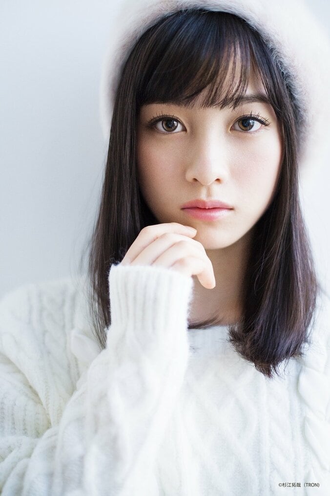 橋本環奈が男性3人の間で揺れ動く！  連続ドラマ初主演『1ページの恋』放送決定 7枚目
